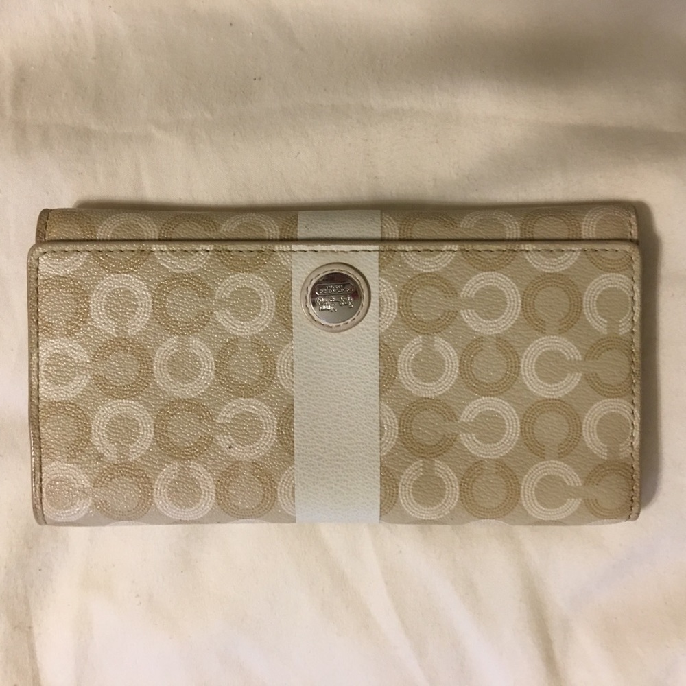 Coach wallet